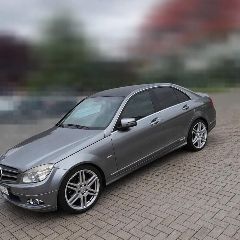 Gebraucht Mercedes C250 204 PS (150 kW) 2009 Limousine