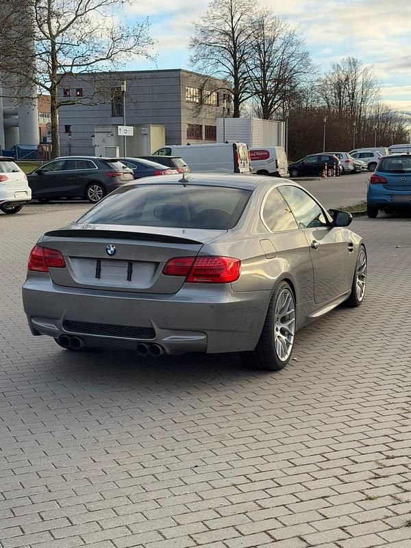 Gebraucht BMW 325 Performance 500 PS (367 kW) 2011 Grau Coupé