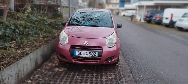 Gebraucht Suzuki Alto 68 PS (50 kW) 2011 Rot Kleinwagen