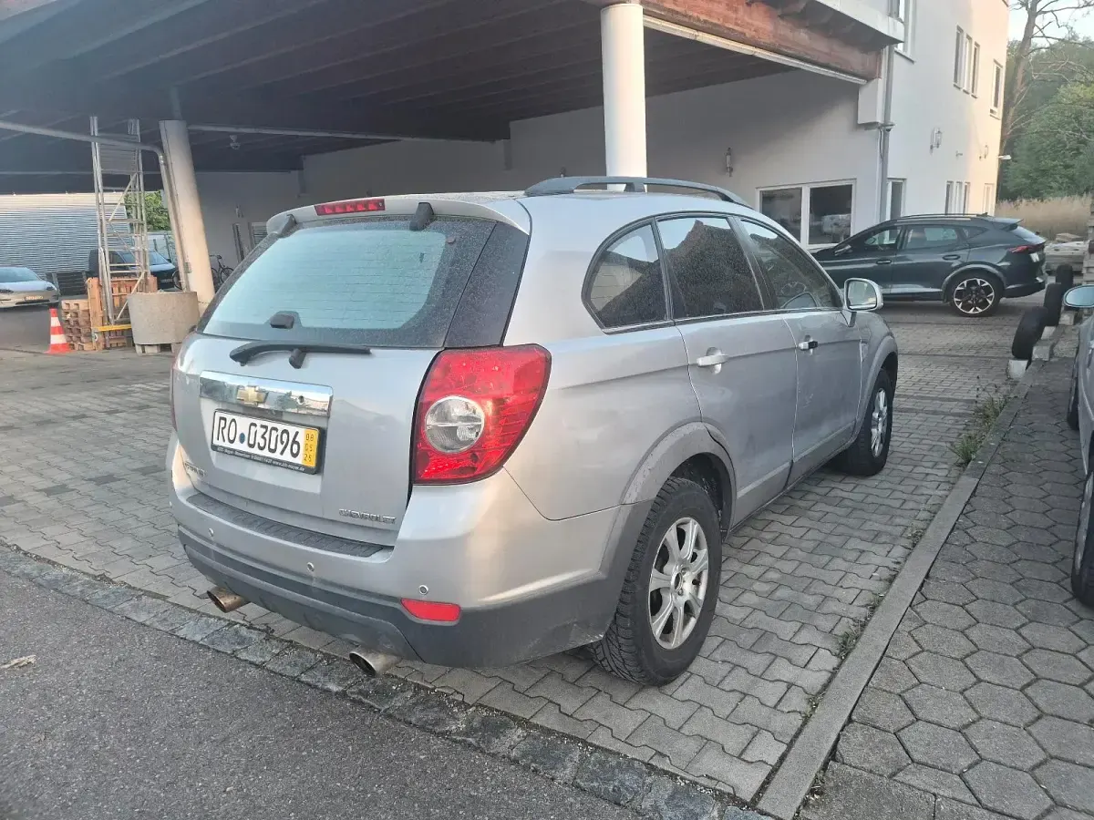 Używany Chevrolet Captiva 150 KM (110 kW) 2007 Srebrny SUV