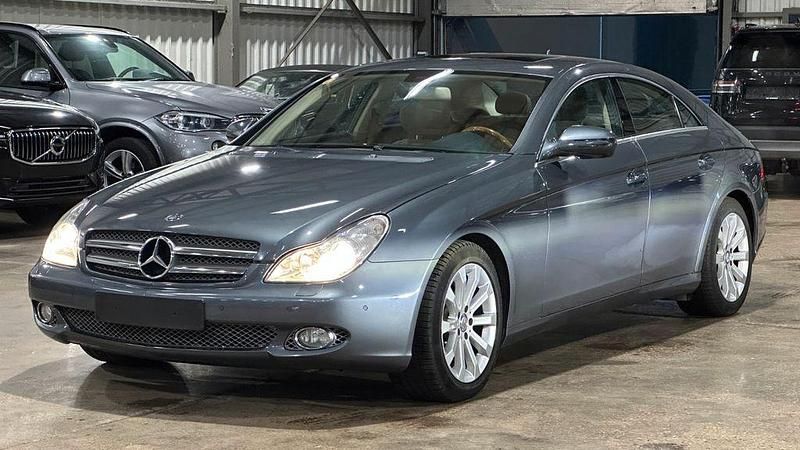 Gebraucht Mercedes CLS350 224 PS (164 kW) 2011 Grau Limousine