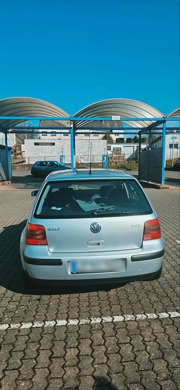 Gebraucht VW Golf IV 75 PS (55 kW) 2003 Grau Kleinwagen