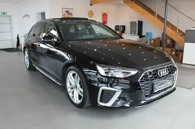 Gebraucht Audi A4 S-Line 204 PS (150 kW) 2022 Schwarz Kombi