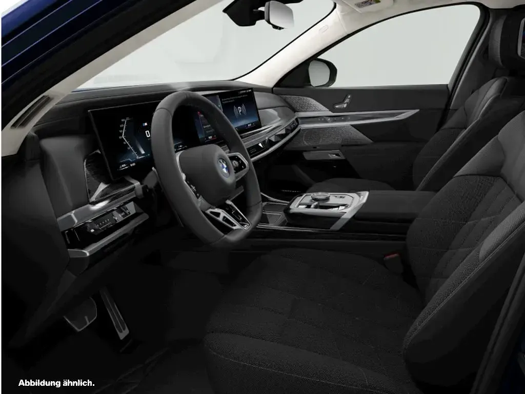 Gebraucht BMW M760e 571 PS (419 kW) 2025 Blau Limousine
