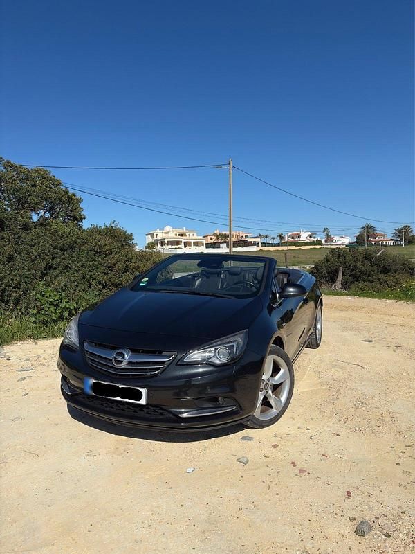 Gebraucht Opel Cascada 165 PS (121 kW) 2014 Schwarz Cabrio
