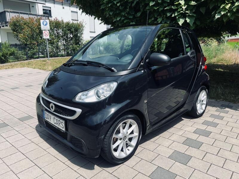 Schwarz Gebraucht 2013 Smart ForTwo Coupé Coupé | 6.499 € (Etwas zu teuer) - Bild 1/4