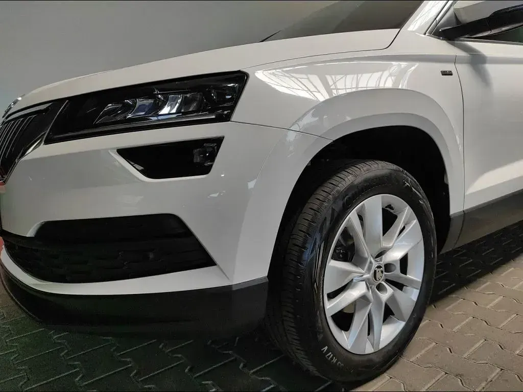 Gebraucht Skoda Karoq Ambition 150 PS (110 kW) 2021 Candyweiß SUV