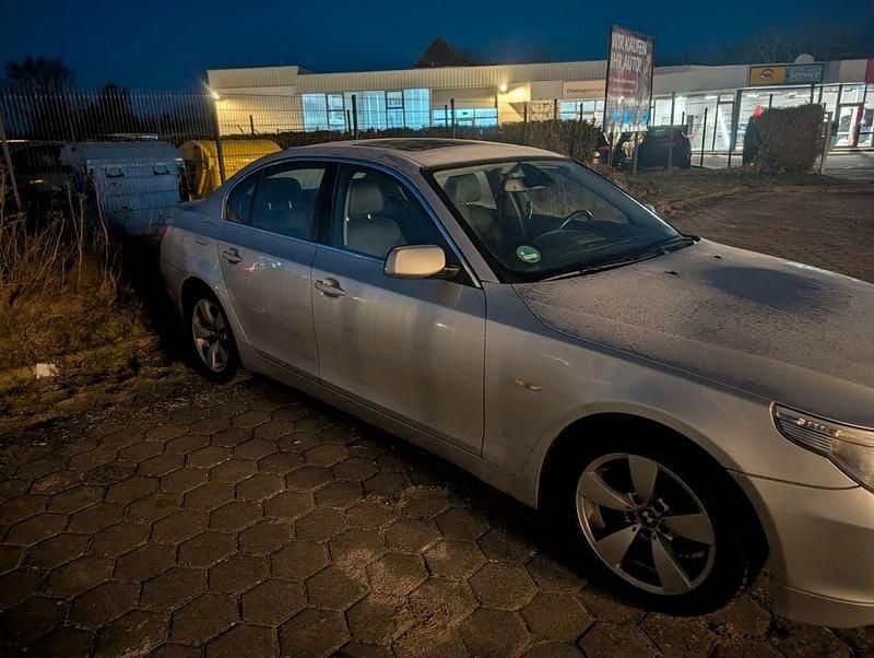Gebraucht BMW 525 177 PS (130 kW) 2006 Schwarz Limousine