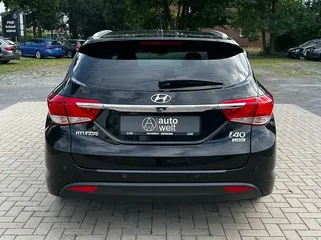 Gebraucht Hyundai i40 140 PS (102 kW) 2014 Schwarz Kombi