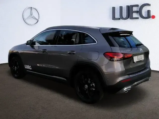Gebraucht Mercedes GLA250 218 PS (160 kW) 2021 SUV