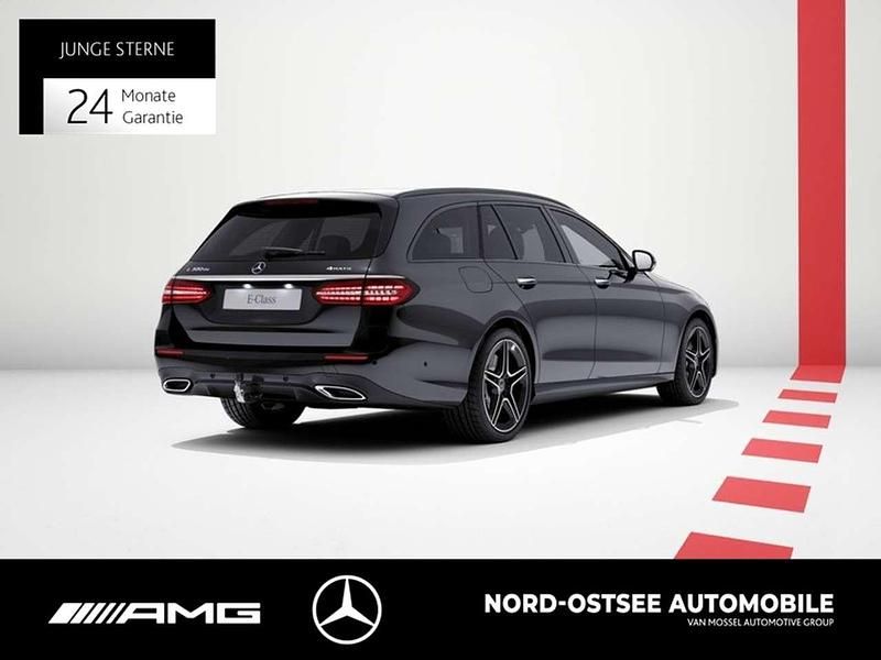 Gebraucht Mercedes E300 AMG 194 PS (142 kW) 2022 Metalliclack obsidianschwarz Kombi