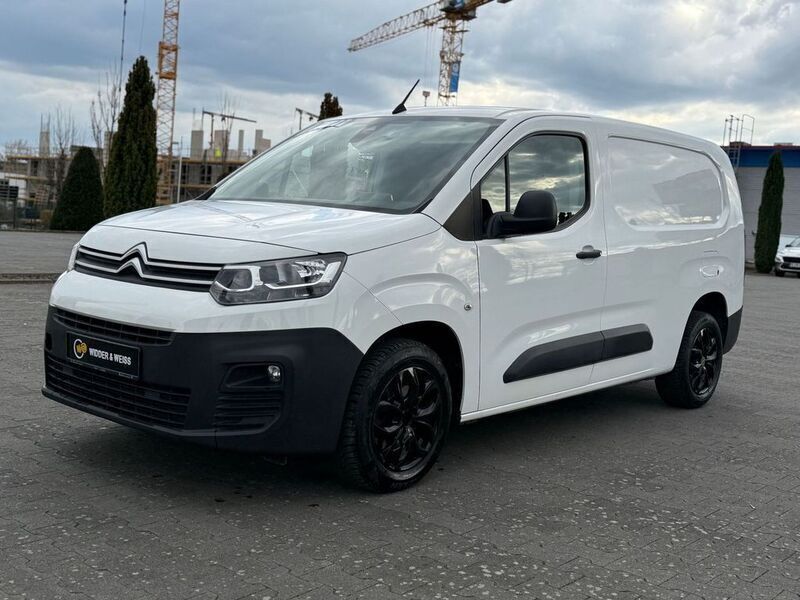 Weiß Gebraucht 2019 Citroën Berlingo Van / Kleinbus | 12.490 € (Superpreis) - Bild 1/4