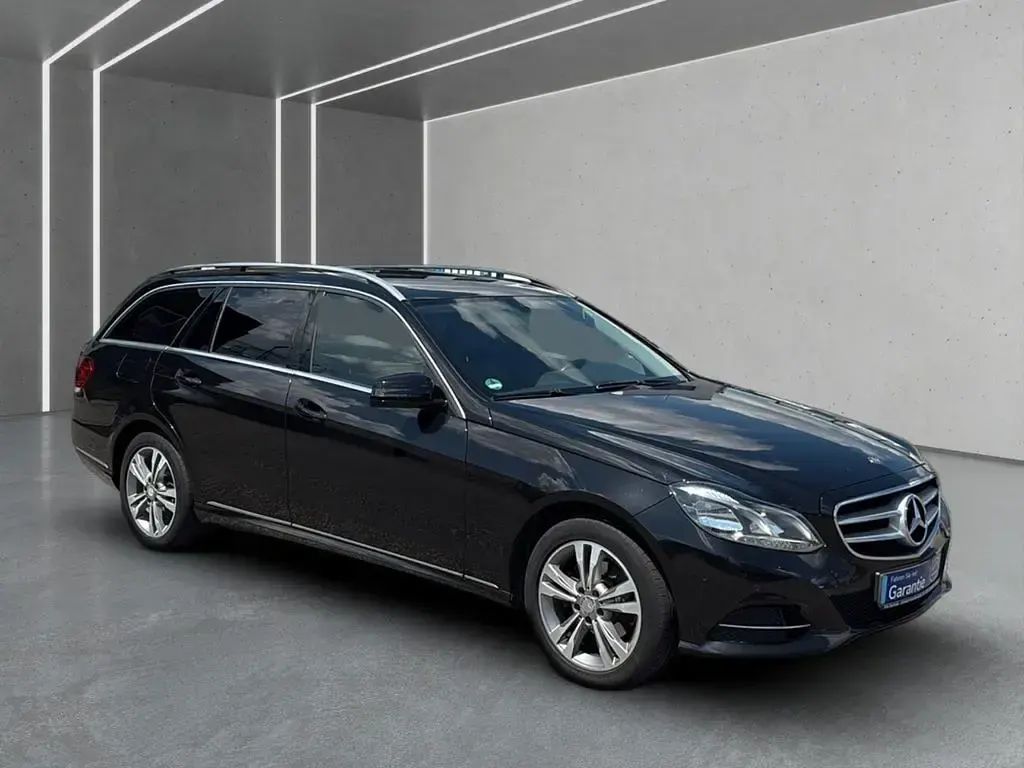 Gebraucht Mercedes E200 136 PS (100 kW) 2014 Schwarz Kombi