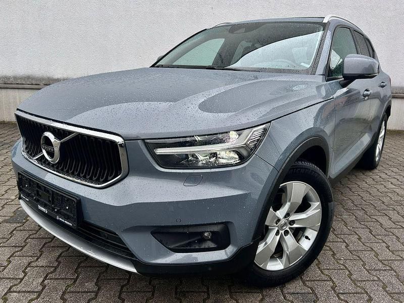 Gebraucht Volvo XC40 Momentum 150 PS (110 kW) 2019 Thunder grey / metallic SUV