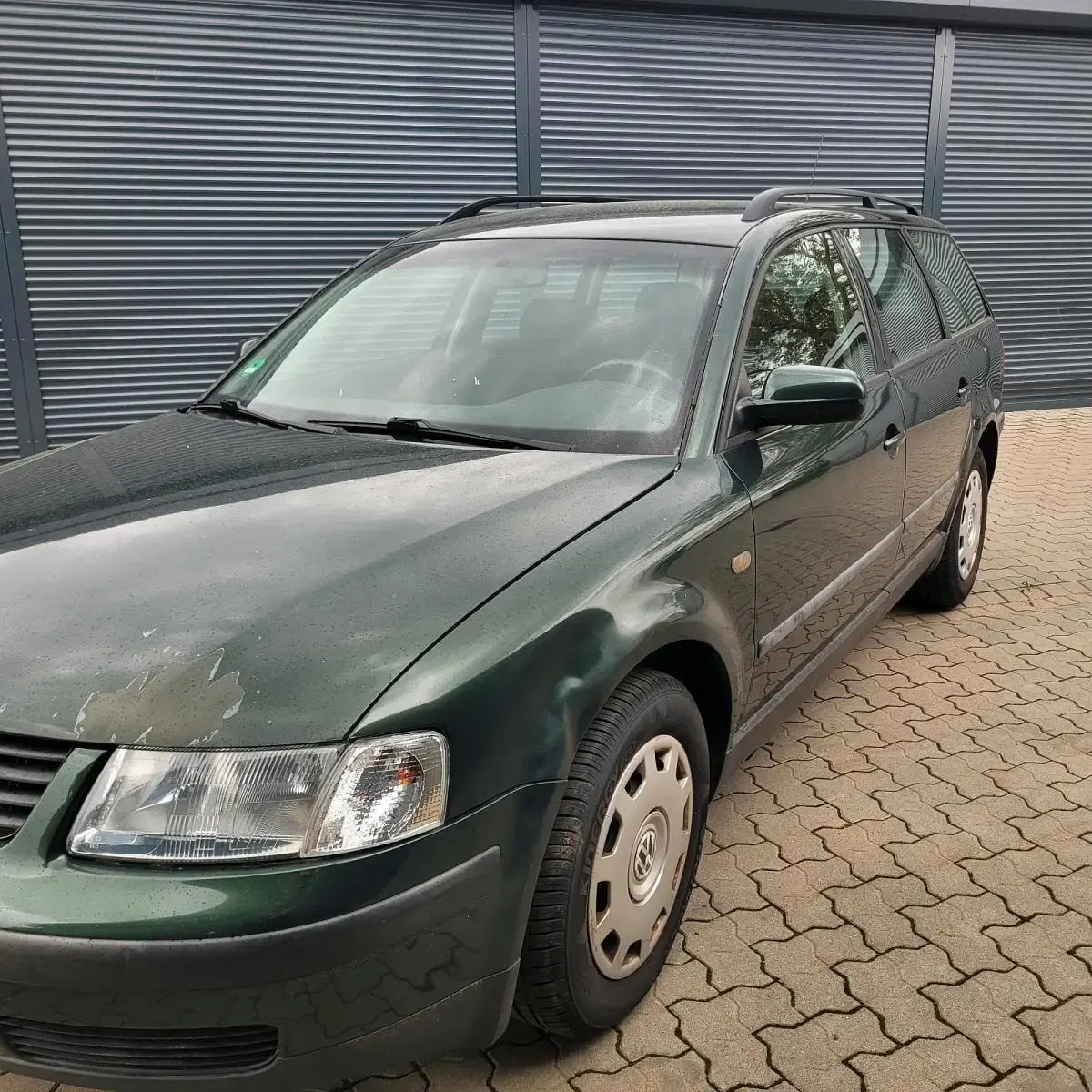 Gebraucht VW Passat 101 PS (74 kW) 1998 Grün Kombi