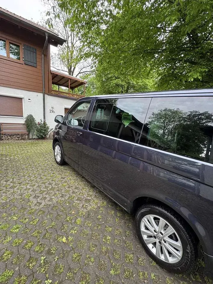 Gebraucht VW Multivan Comfortline 150 PS (110 kW) 2016 Blau Van / Kleinbus