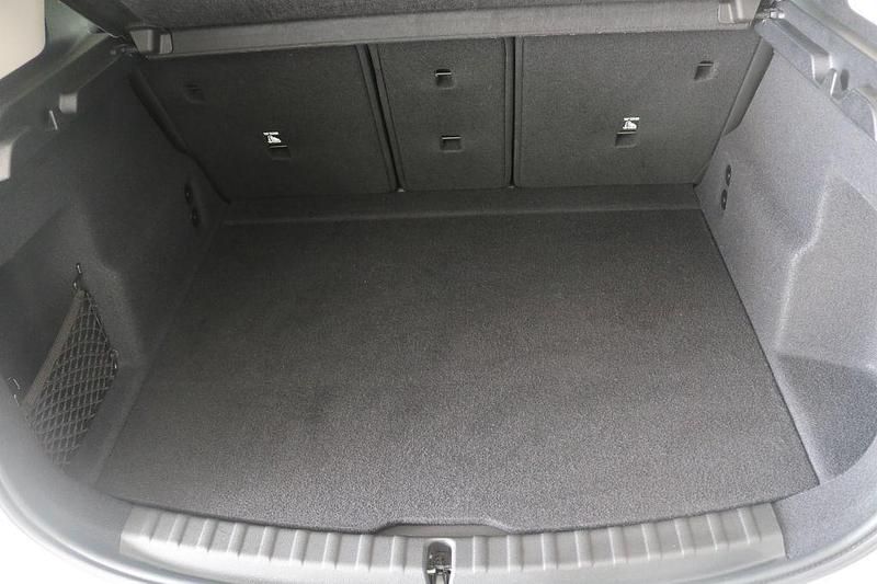 Gebraucht BMW 218 136 PS (100 kW) 2024 Weiß Van / Kleinbus