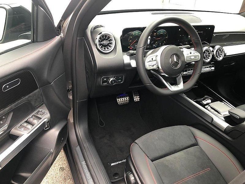 Gebraucht Mercedes GLB220 190 PS (139 kW) 2023 Mountaingrau metallic SUV