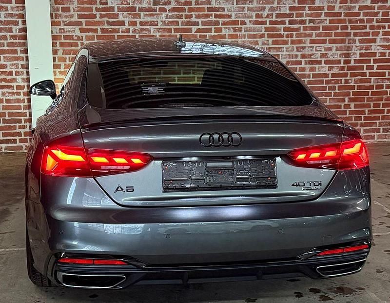 Gebraucht Audi A5 Sportback S-Line 190 PS (139 kW) 2020 Grau Kleinwagen