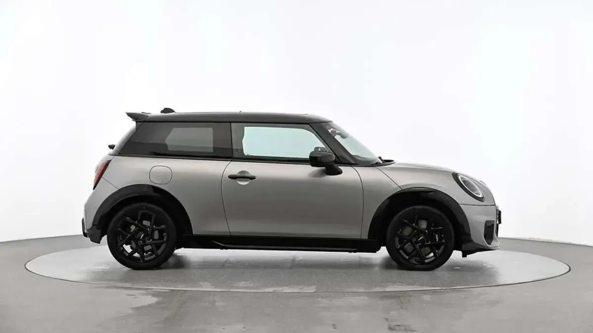 Usata Mini John Cooper Works 204 CV (150 kW) 2024 Grigio Utilitaria