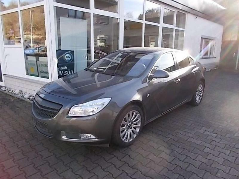 Gebraucht Opel Insignia Cosmo 160 PS (117 kW) 2010 Karbongrau Limousine