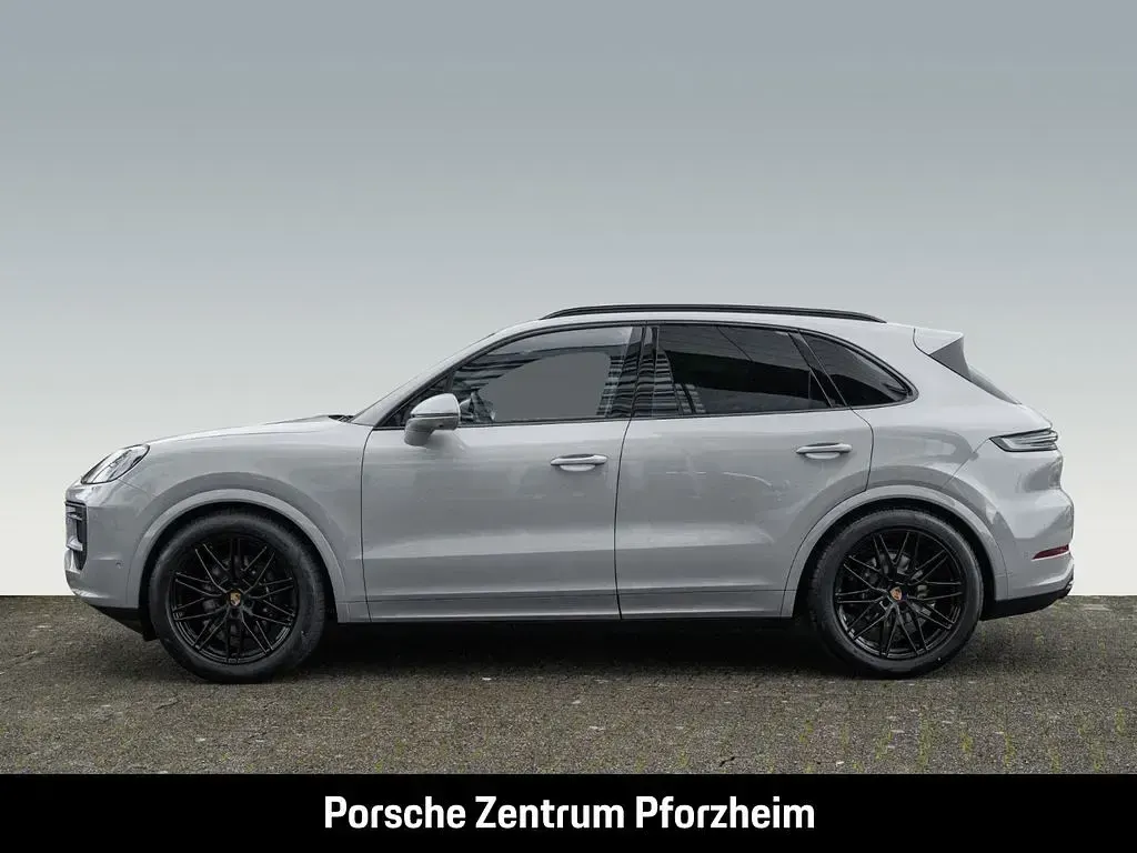 Second-hand Porsche Cayenne Black Edition 354 CP (260 kW) 2025 Alb SUV