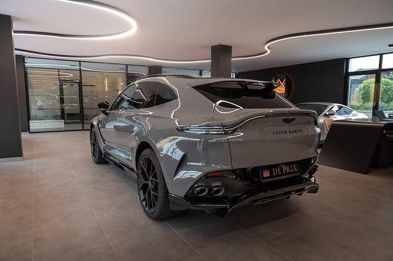 Neu Aston Martin DBX 707 707 PS (519 kW) 2025 Grau SUV