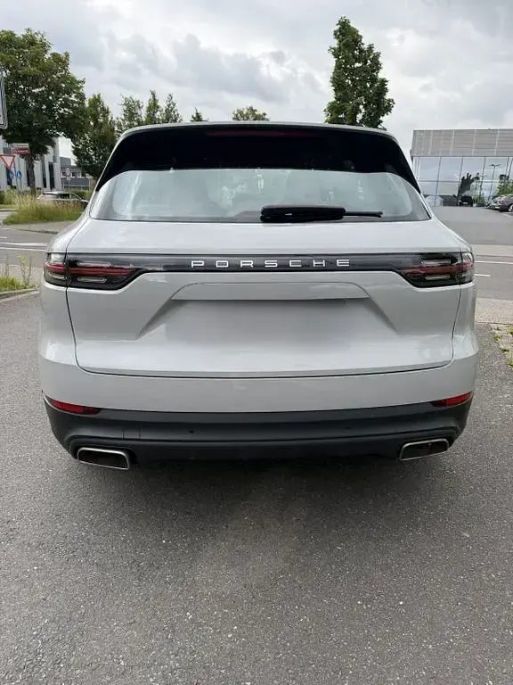 Gebraucht Porsche Cayenne 462 PS (339 kW) 2021 Grau SUV