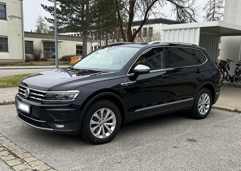 Gebraucht VW Tiguan Allspace Highline 190 PS (139 kW) 2020 Schwarz SUV