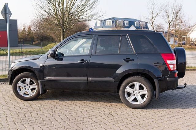 Gebraucht Suzuki Grand Vitara Comfort 190 PS (139 kW) 2006 Schwarz metallic SUV