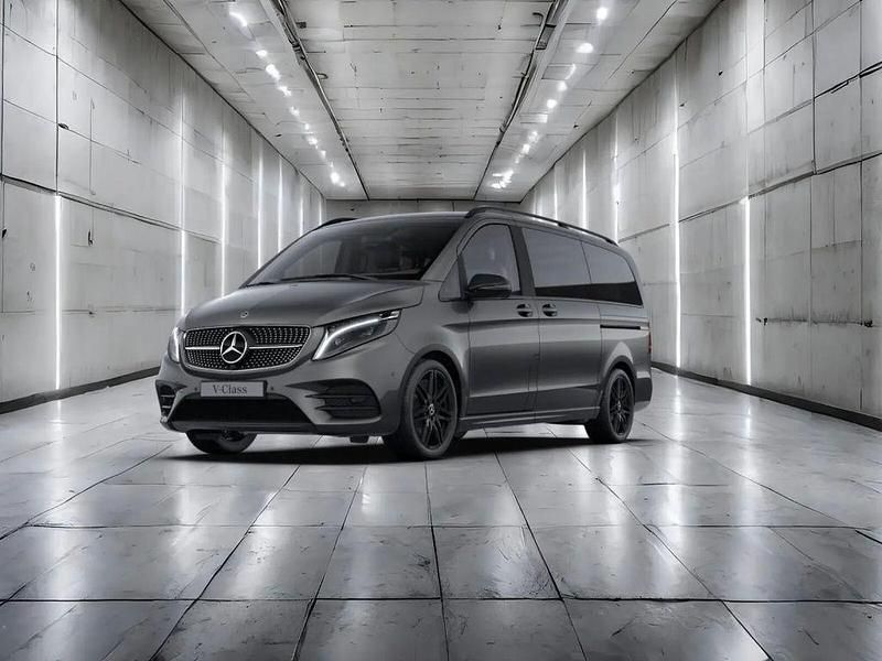 Grau Gebraucht 2021 Mercedes V300 Avantgarde Edition Van / Kleinbus | 62.499 € (Etwas zu teuer) - Bild 1/4