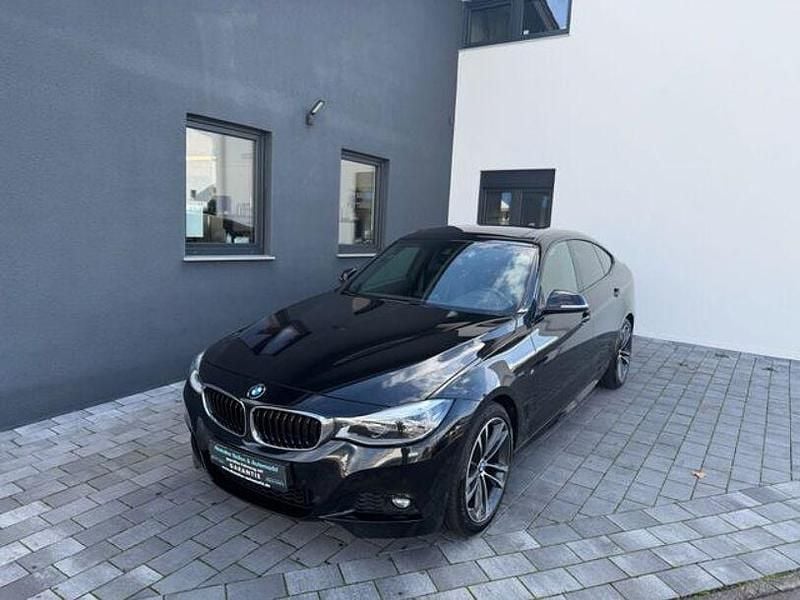 Gebraucht BMW 330 M Sport 258 PS (189 kW) 2017 Schwarz Limousine