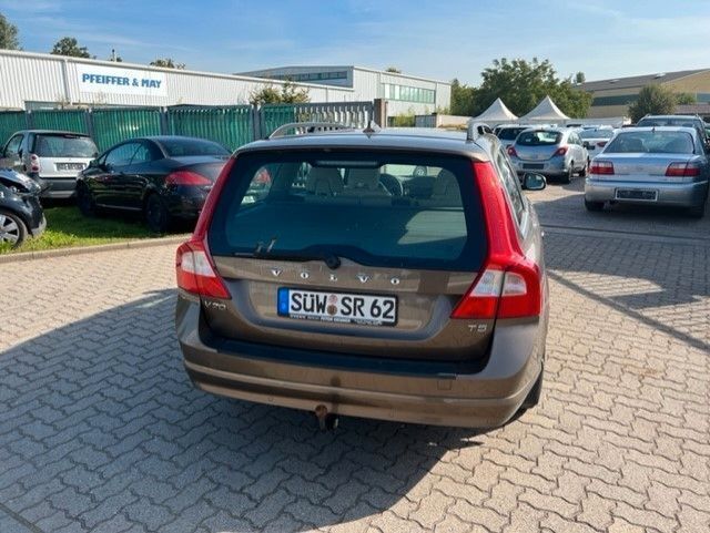 Gebraucht Volvo V70 Pro 241 PS (177 kW) 2012 Braun metallic Kombi
