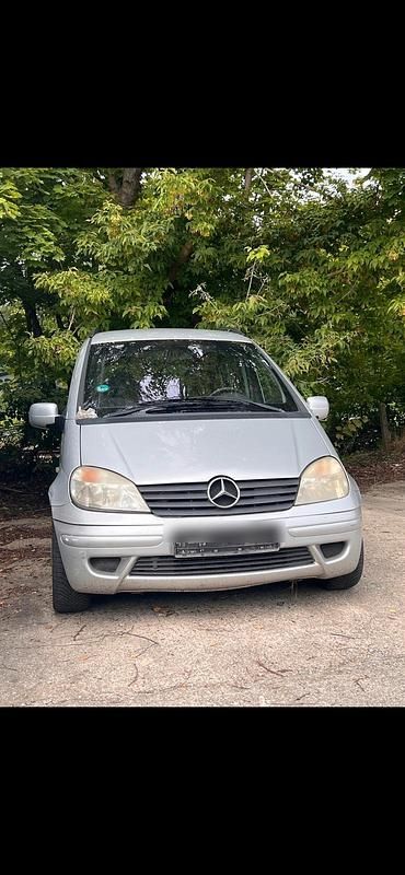 Silber Gebraucht 2002 Mercedes Vaneo Van / Kleinbus | 600 € (Superpreis) - Bild 1/4