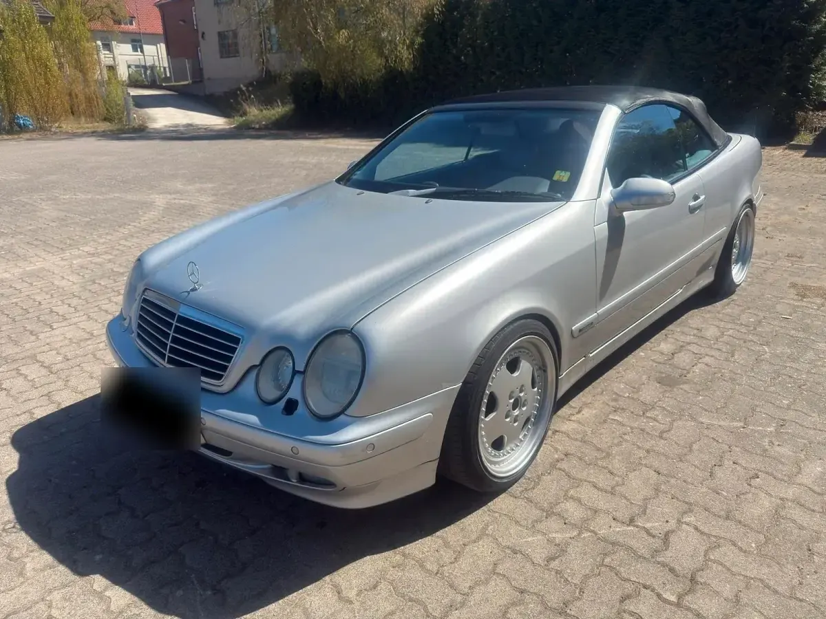 Gebraucht Mercedes CLK430 279 PS (205 kW) 2001 Silber Cabrio