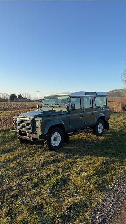 Grün Gebraucht 2010 Land Rover Defender Kombi | 29.500 € (Guter Preis) - Bild 1/4
