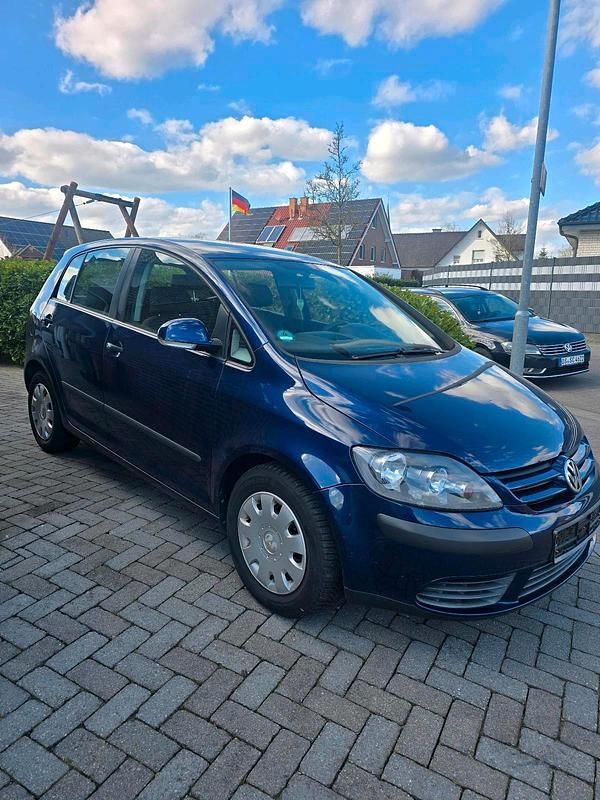 Gebraucht VW Golf V 80 PS (58 kW) 2005 Blau Kleinwagen