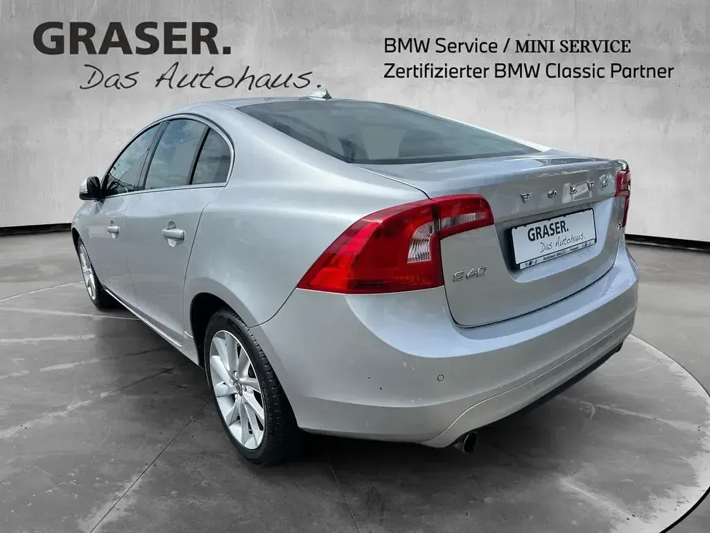 Occasion Volvo S60 Summum 152 ch (111 kW) 2017 Argent Berline