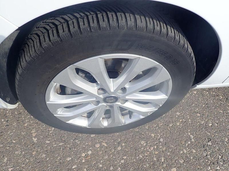 Gebraucht Renault Zoe Evolution 91 kW (125 PS) 2022 Weiß Kleinwagen