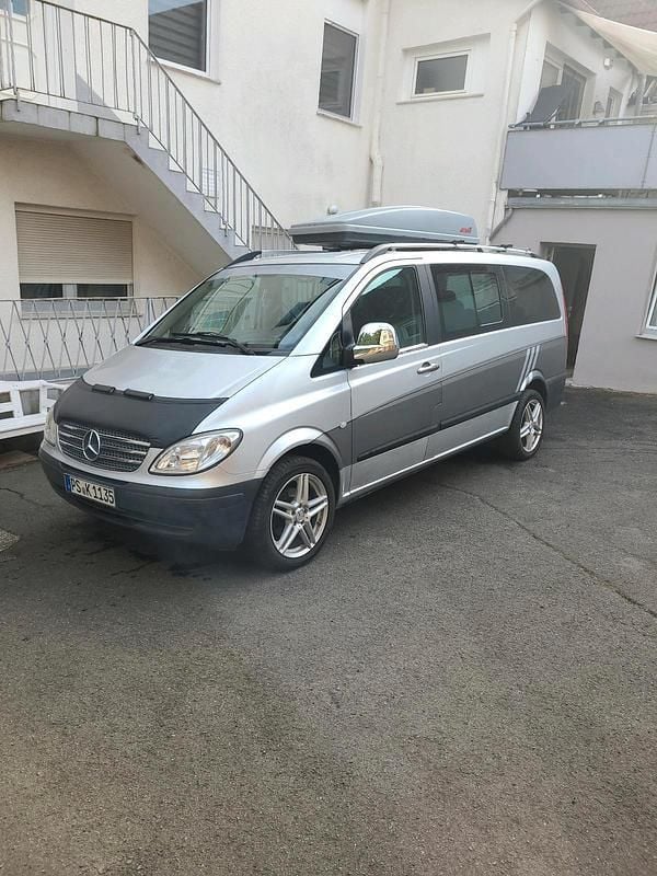 Silber Gebraucht 2005 Mercedes Viano Van / Kleinbus | 7.350 € - Bild 1/4