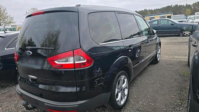 Gebraucht Ford Galaxy Titanium 140 PS (102 kW) 2013 Schwarz Van / Kleinbus