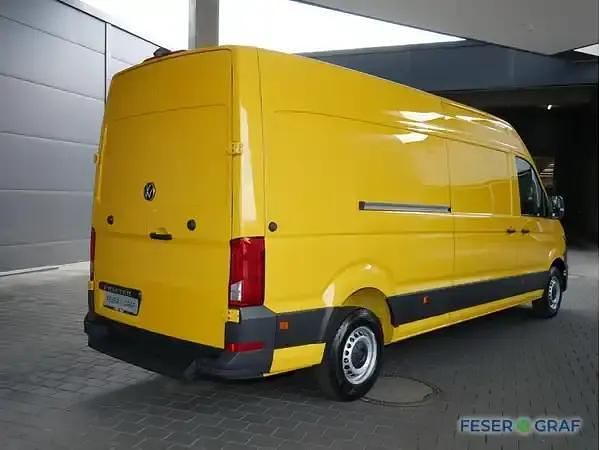 Neu VW Crafter 140 PS (102 kW) 2025 Ginstergelb r1032 Van