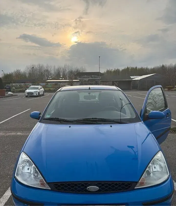 Brugt Ford Focus 101 HK (74 kW) 2003 Blå Hatchback