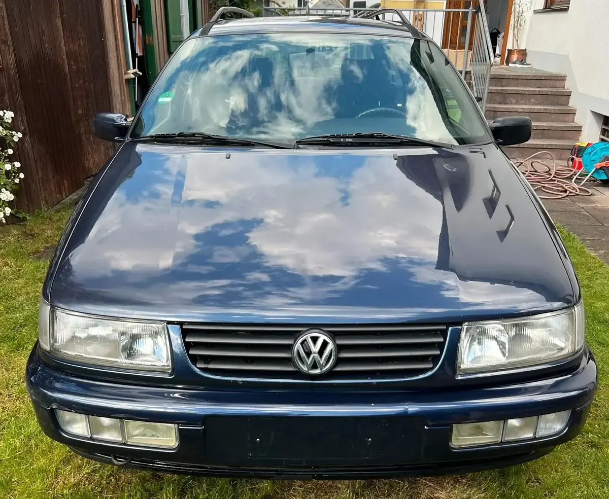 Gebraucht VW Passat 101 PS (74 kW) 1996 Blau Kombi