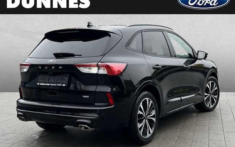 Gebraucht Ford Kuga ST-Line X 243 PS (178 kW) 2021 Obsidianschwarz metallic SUV