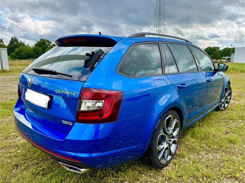 Gebraucht Skoda Octavia RS 184 PS (135 kW) 2017 Blau Kombi