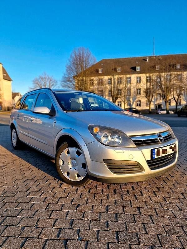 Silber Gebraucht 2006 Opel Astra Kombi | 1.300 € (Fairer Preis) - Bild 1/4
