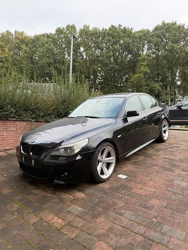 Schwarz Gebraucht 2005 BMW 535 Limousine | 12.200 € (Teuer) - Bild 1/4