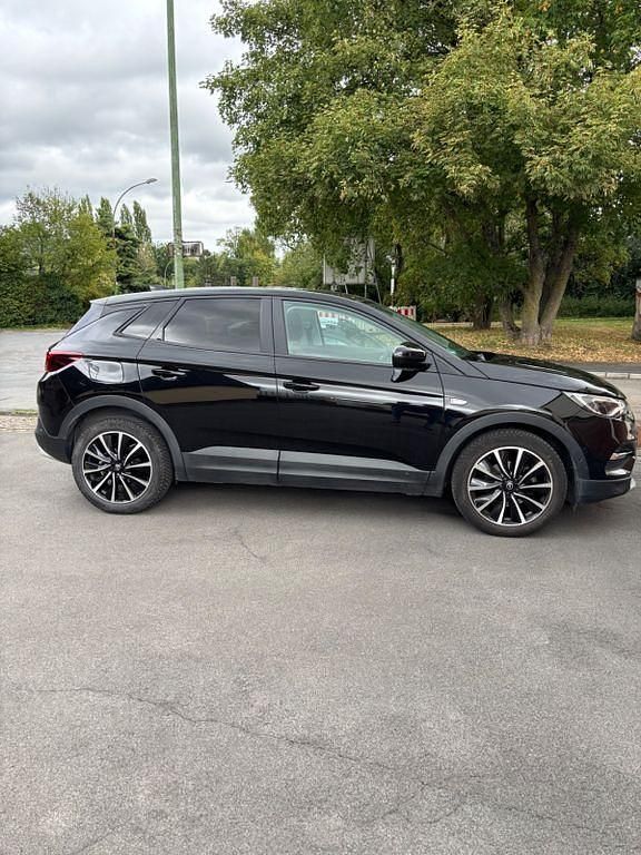 Schwarz Gebraucht 2021 Opel Grandland X Ultimate SUV | 17.900 € (Fairer Preis) - Bild 1/4