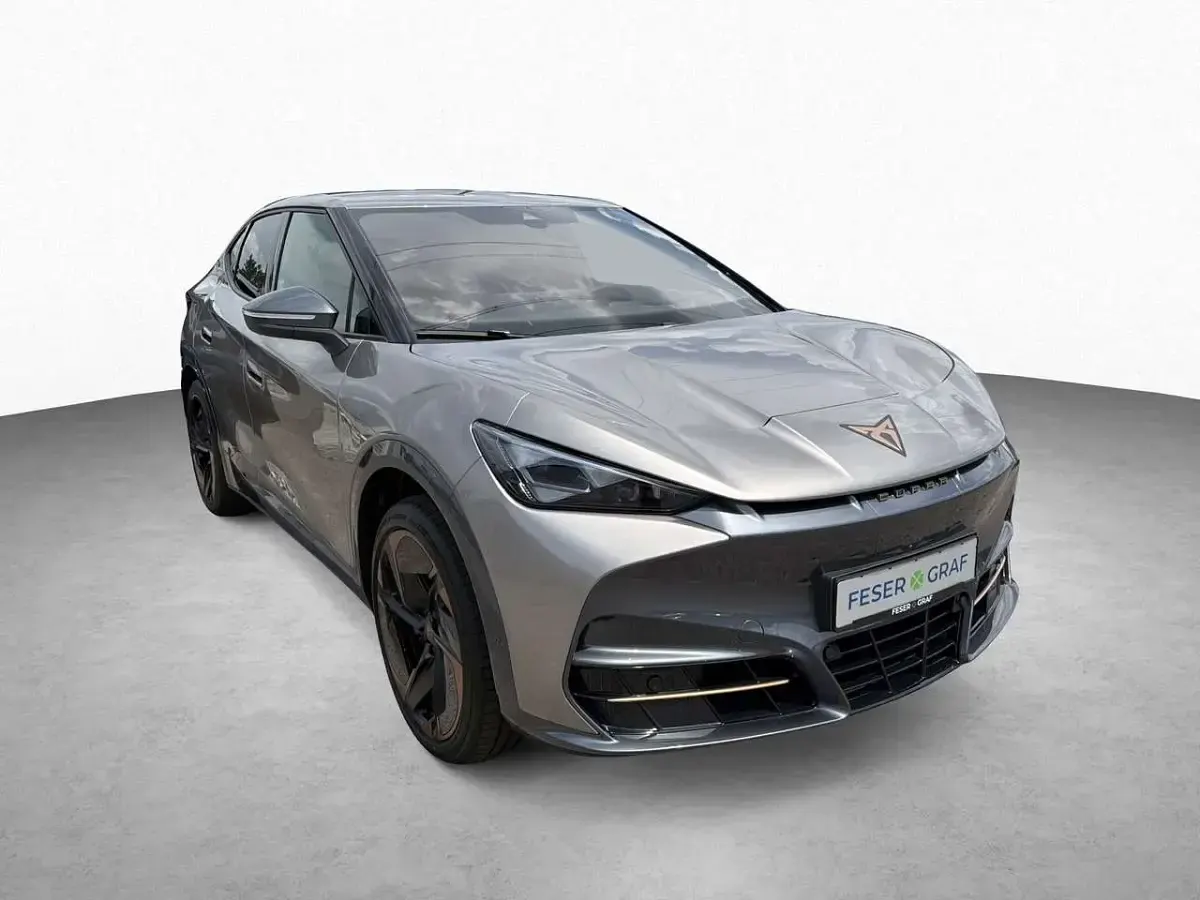 Neu Cupra Tavascan VZ 250 kW (340 PS) 2026 Beige SUV